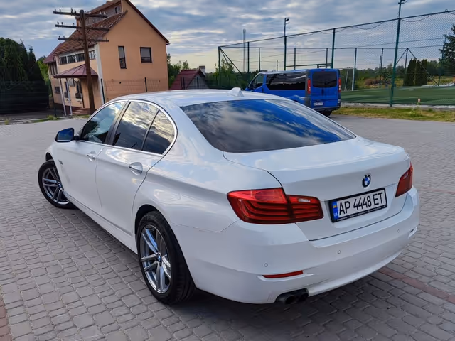 BMW 5 серії - фото 4