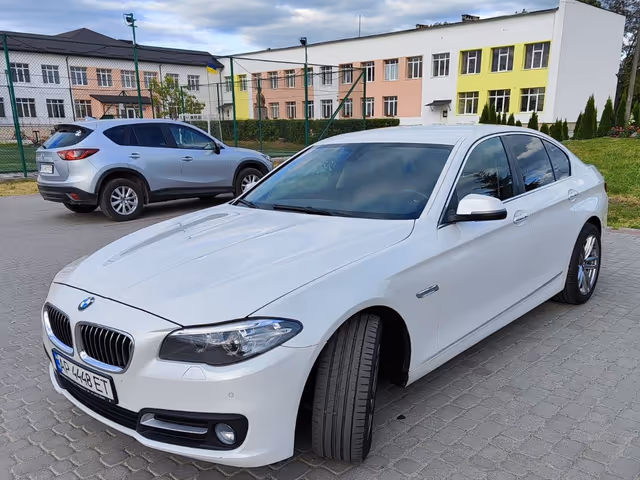 BMW 5 серії - фото 2