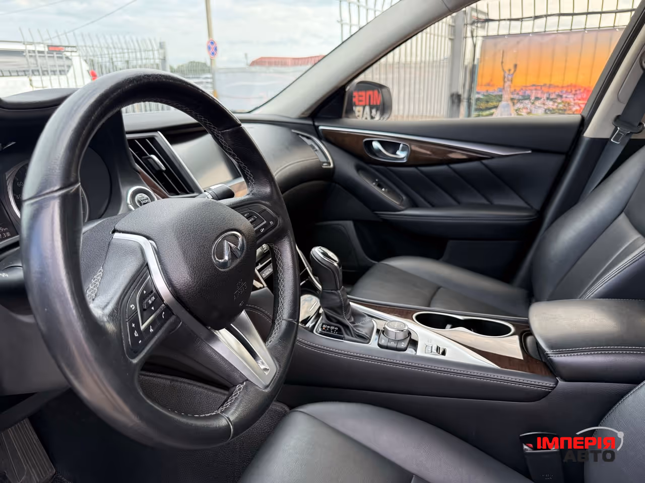 Infiniti Q50 - фото 12