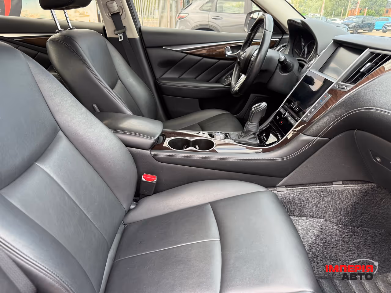 Infiniti Q50 - фото 7