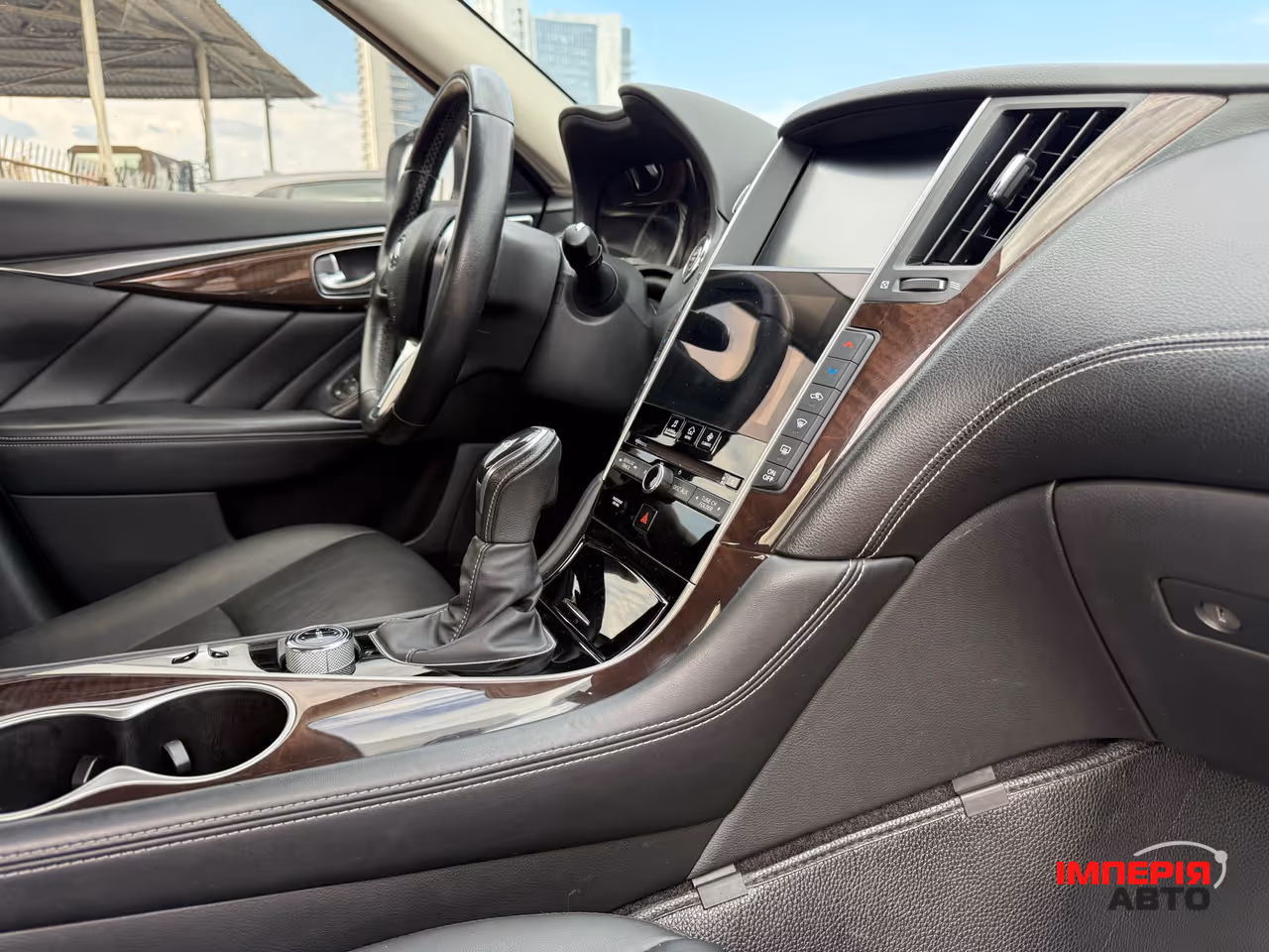 Infiniti Q50 - фото 8