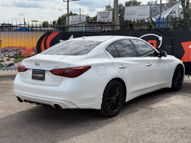 Infiniti Q50 - фото 4