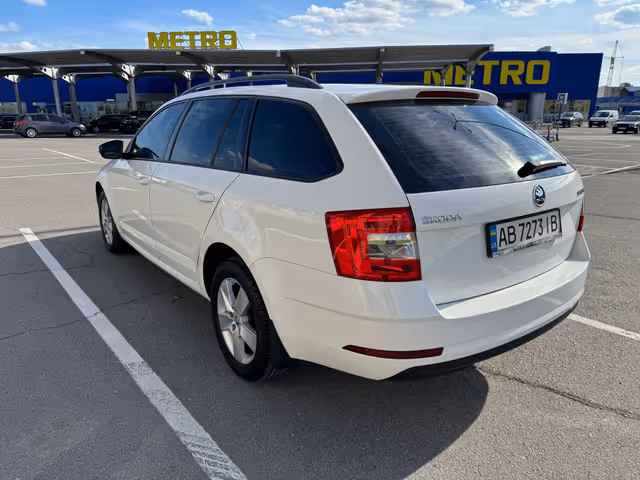 Skoda Octavia - фото 5