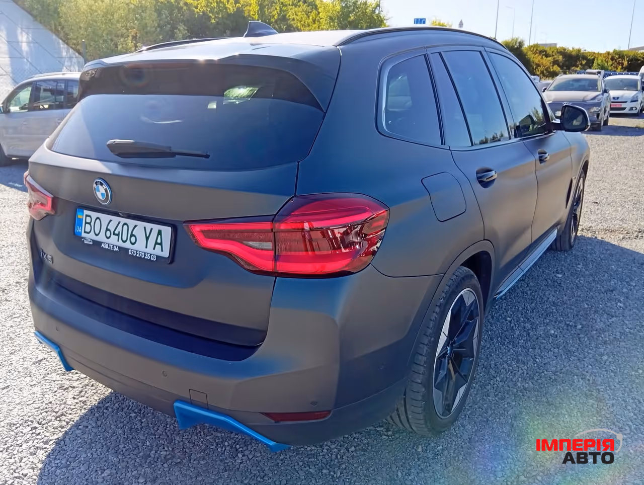 BMW iX3 - фото 7