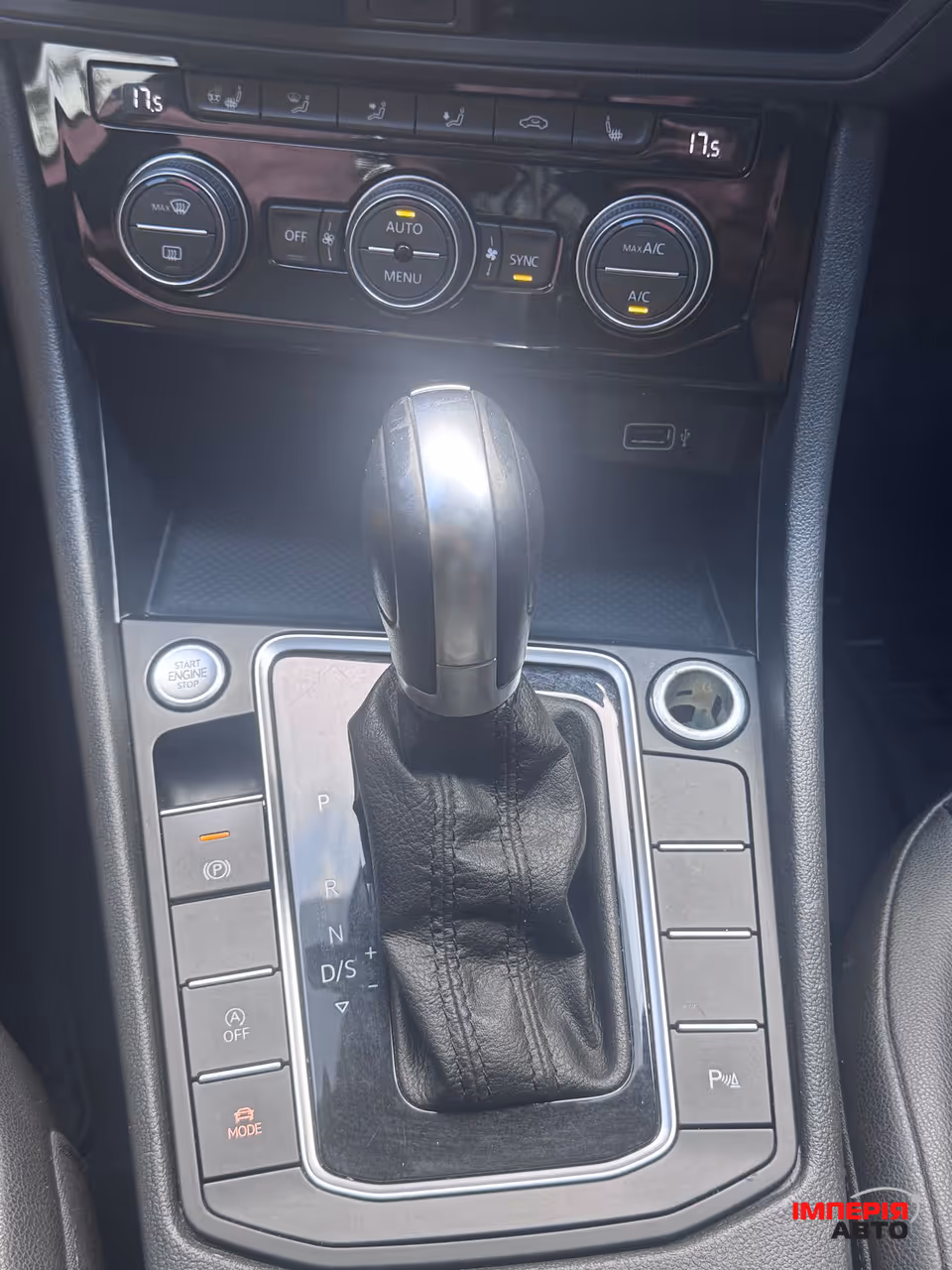 Volkswagen Jetta - фото 22