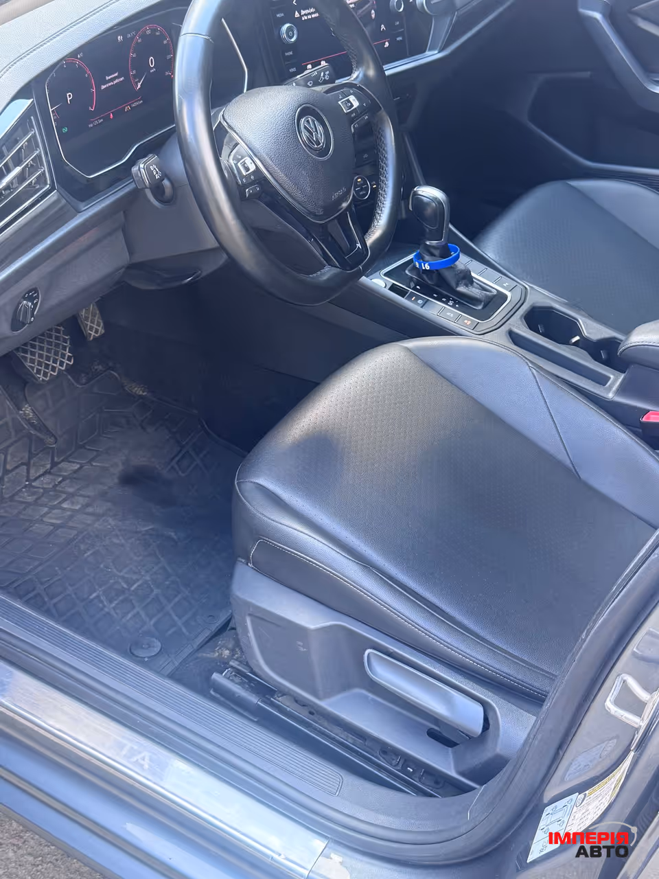 Volkswagen Jetta - фото 25