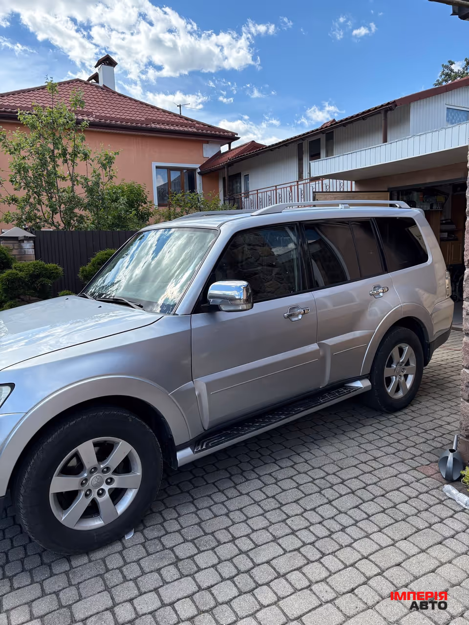 Mitsubishi Pajero - фото 3
