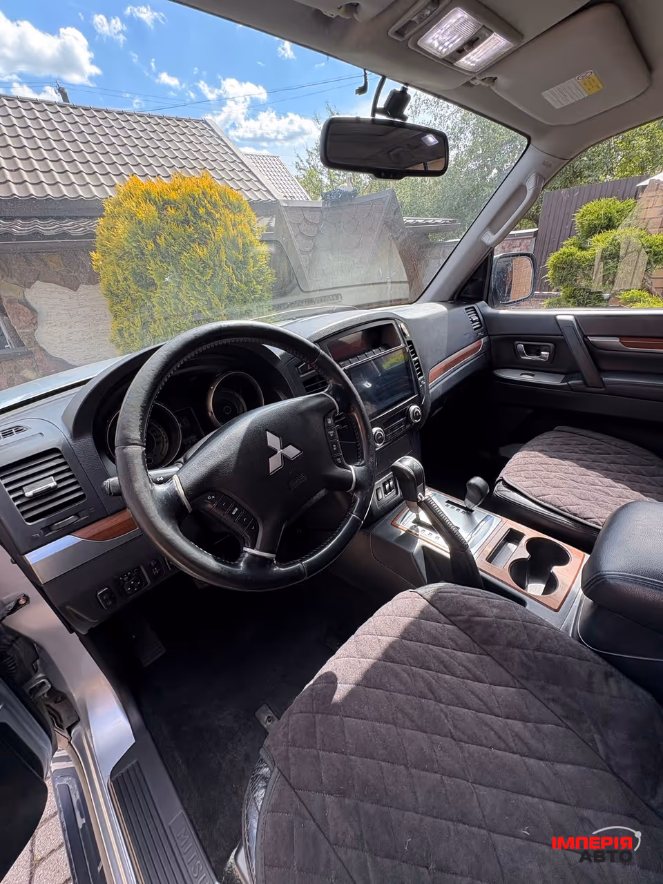 Mitsubishi Pajero - фото 12