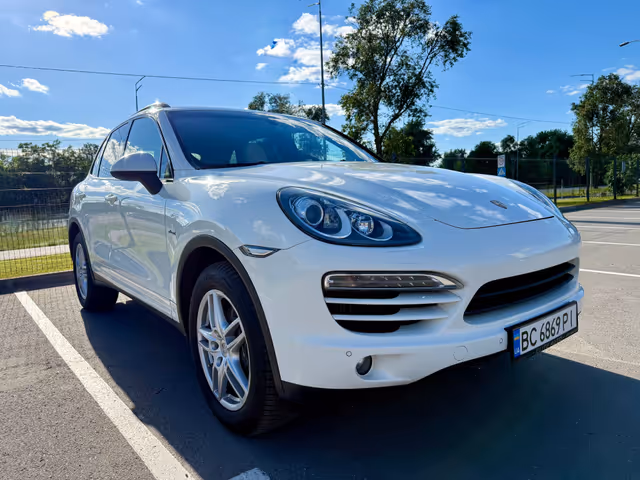Porsche Cayenne - фото 2