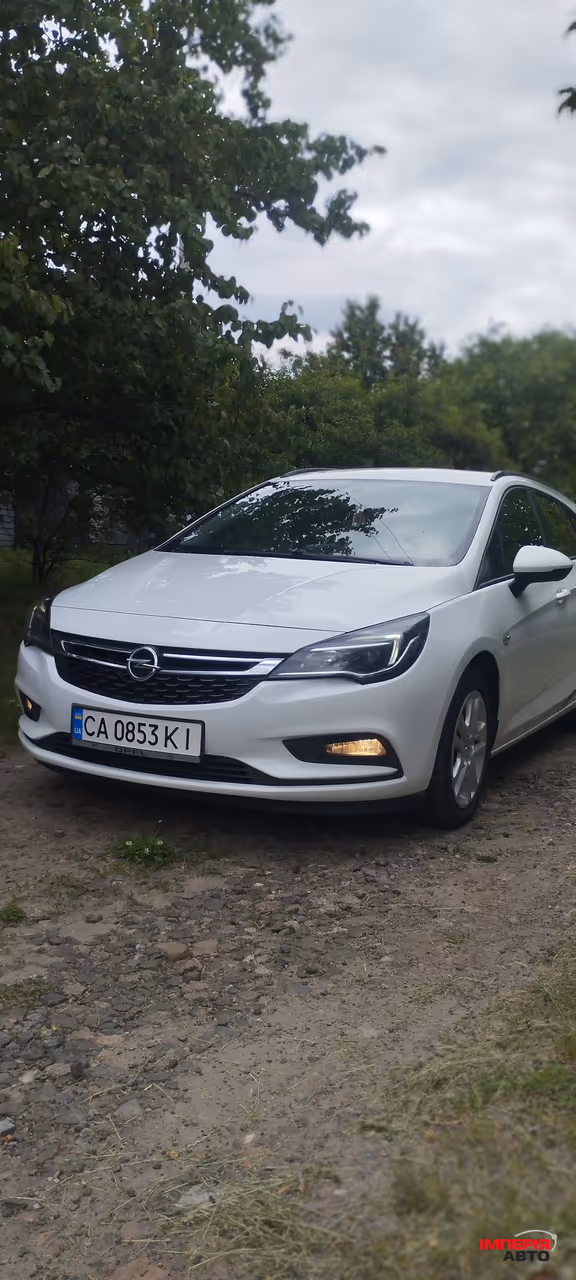 Opel Astra - фото 2