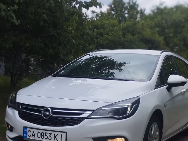 Opel Astra - фото 2