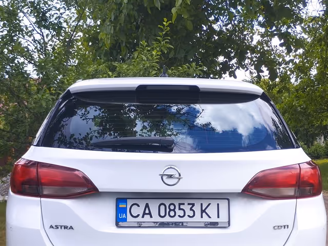 Opel Astra - фото 4