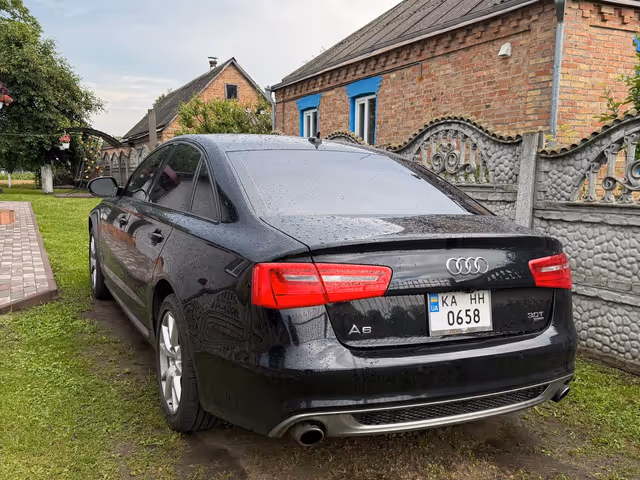 Audi A6 - фото 2