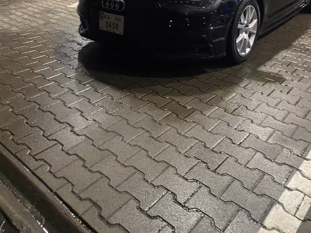 Audi A6 - фото 5