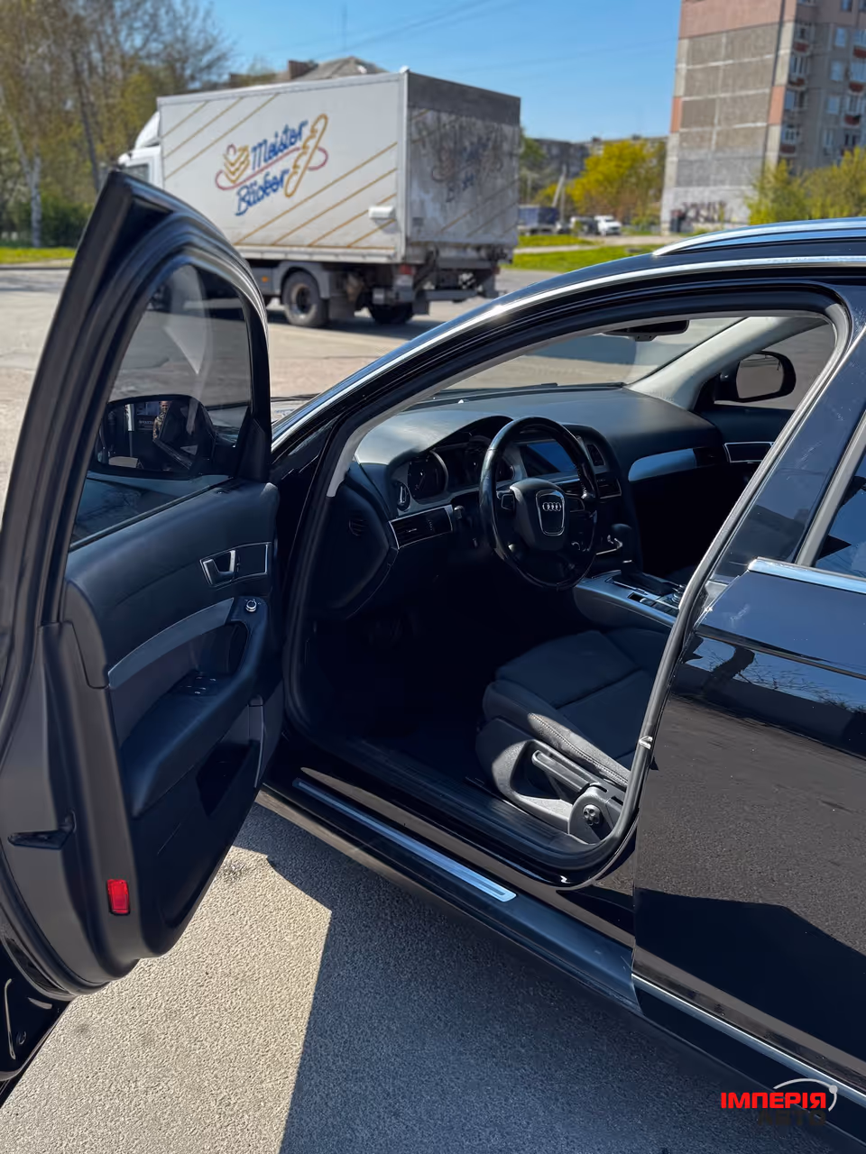 Audi A6 - фото 12