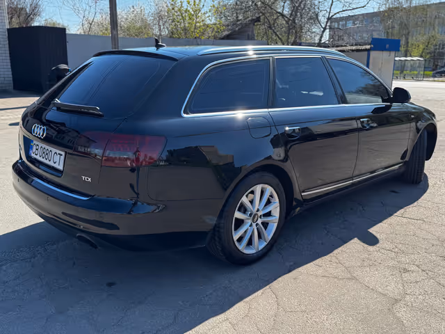 Audi A6 - фото 5
