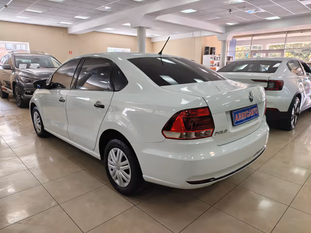 Volkswagen Polo - фото 4