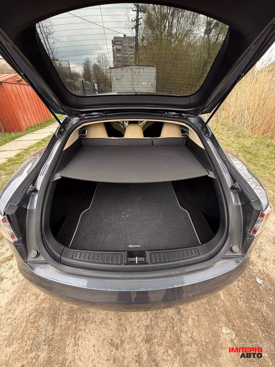 Tesla Model S - фото 5