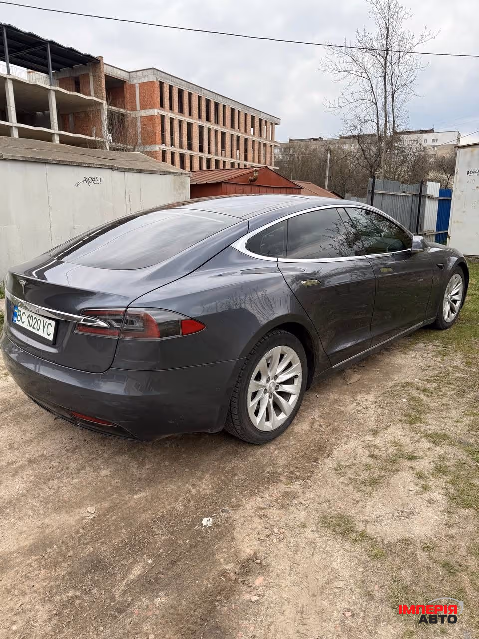Tesla Model S - фото 3