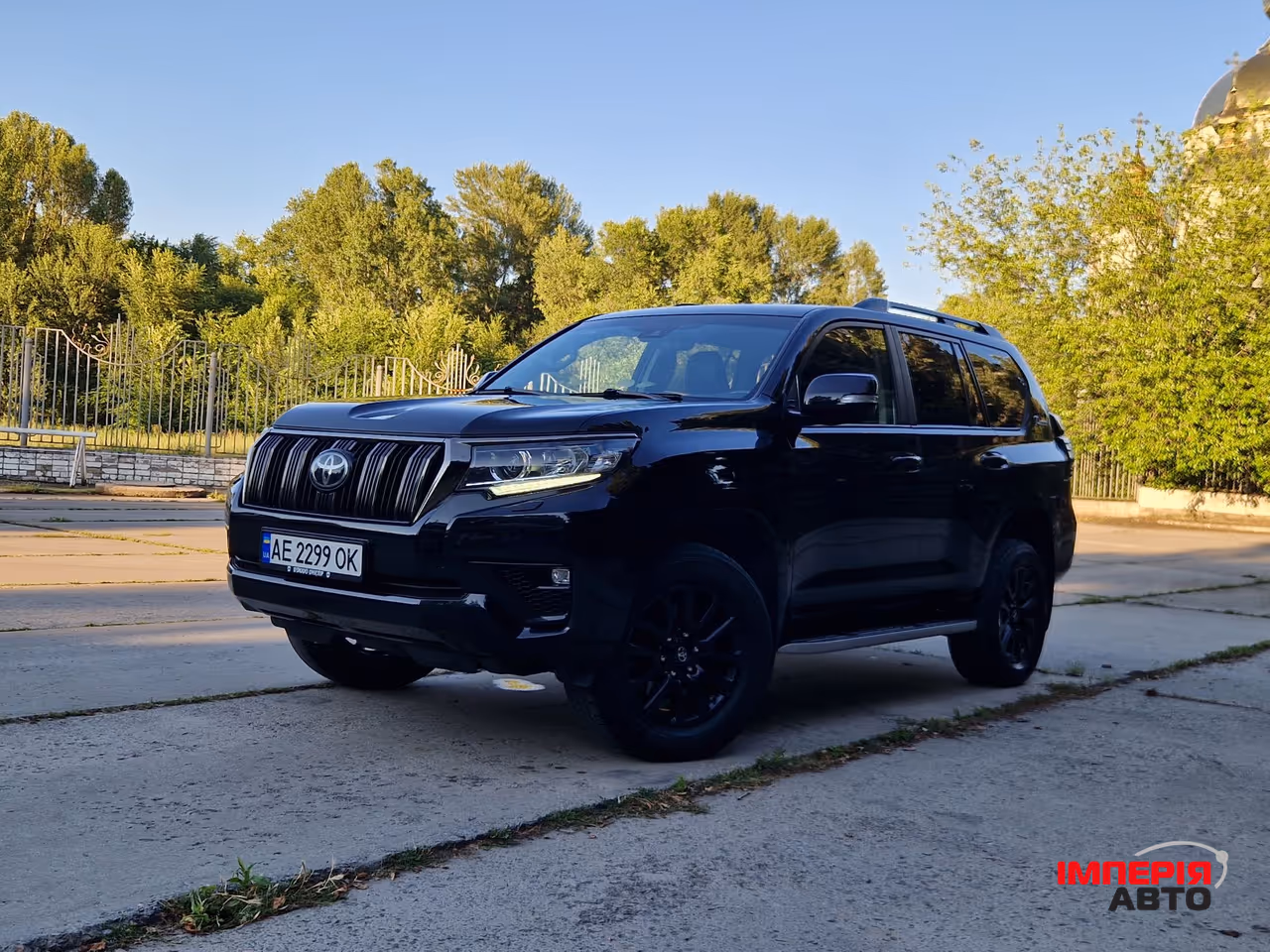 Toyota Land Cruiser Prado - фото 1