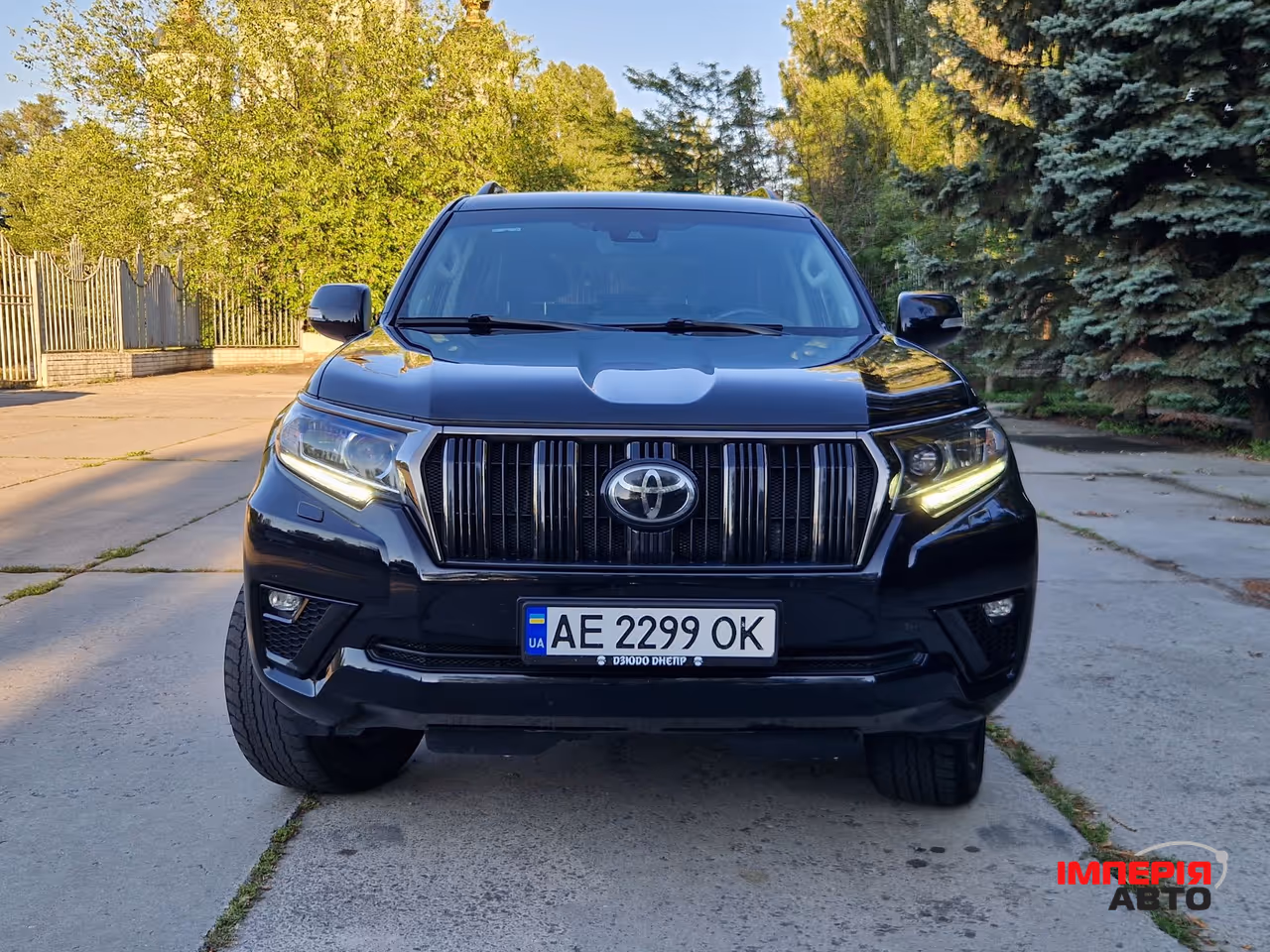 Toyota Land Cruiser Prado - фото 2