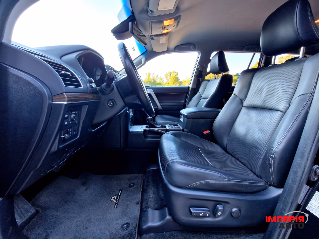 Toyota Land Cruiser Prado - фото 16