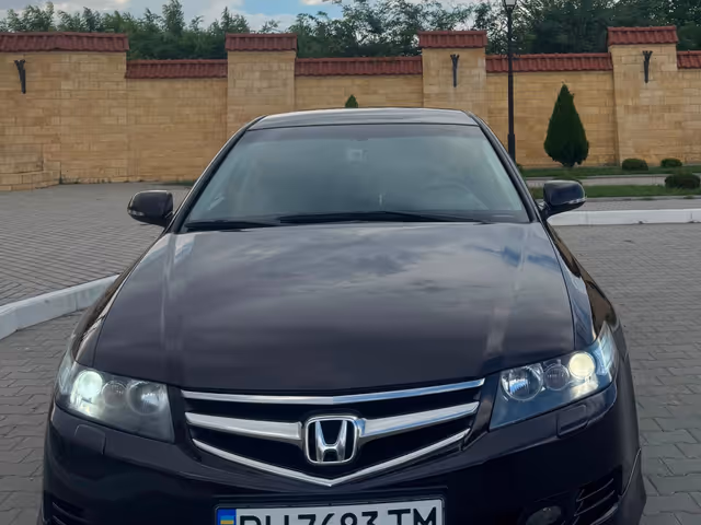 Honda Accord - фото 1