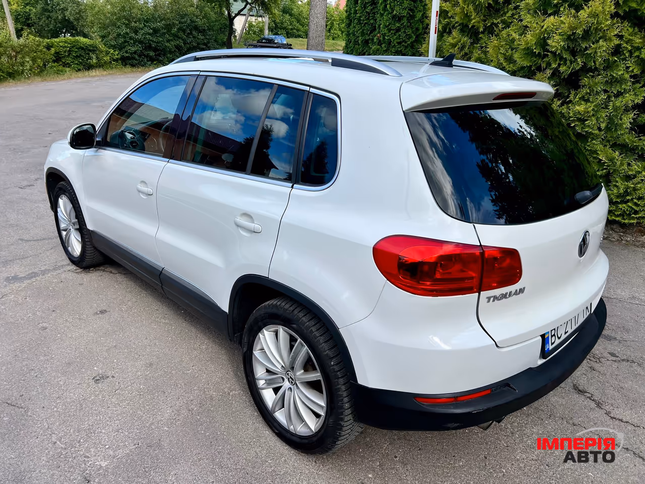Volkswagen Tiguan - фото 5