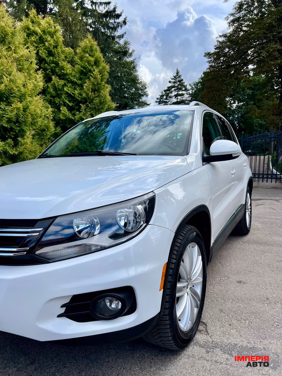 Volkswagen Tiguan - фото 4