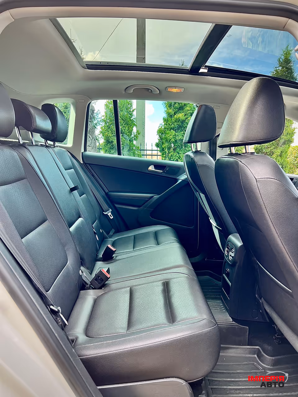 Volkswagen Tiguan - фото 13