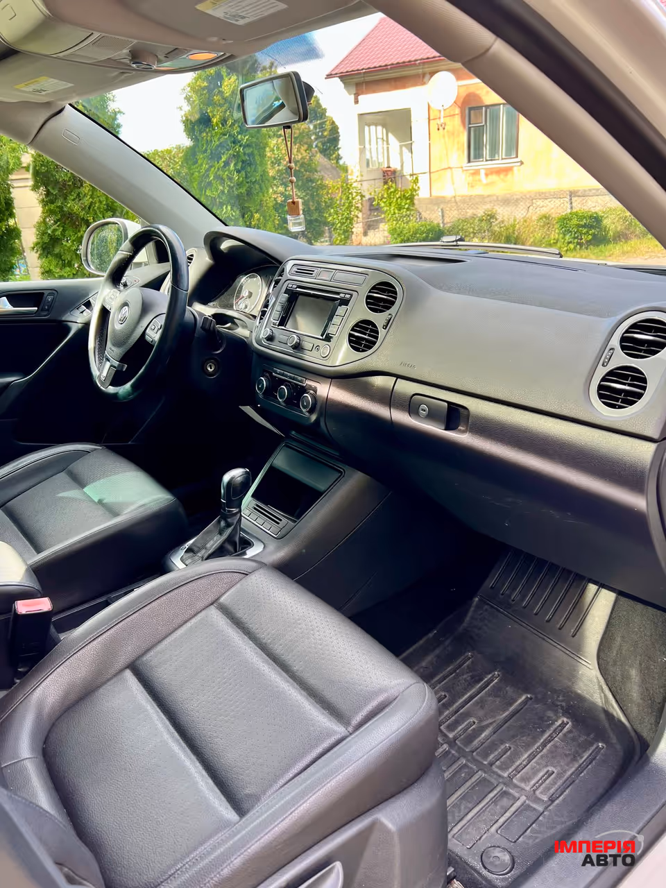 Volkswagen Tiguan - фото 15