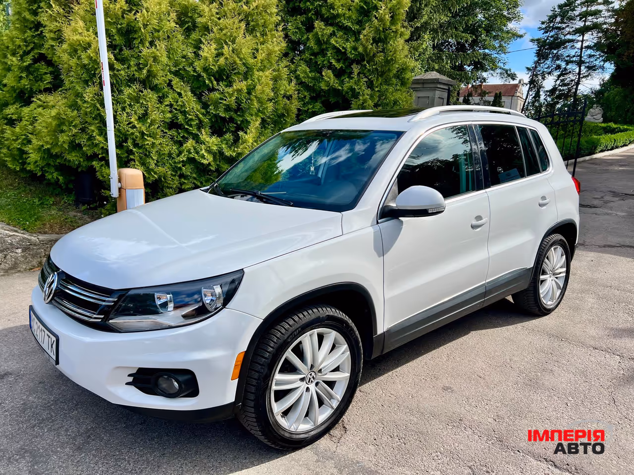 Volkswagen Tiguan - фото 3