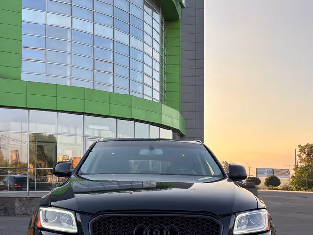 Audi Q5 - фото 2
