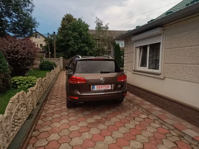 Volkswagen Touareg - фото 4