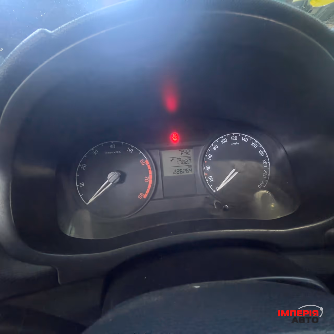 Skoda Fabia - фото 5