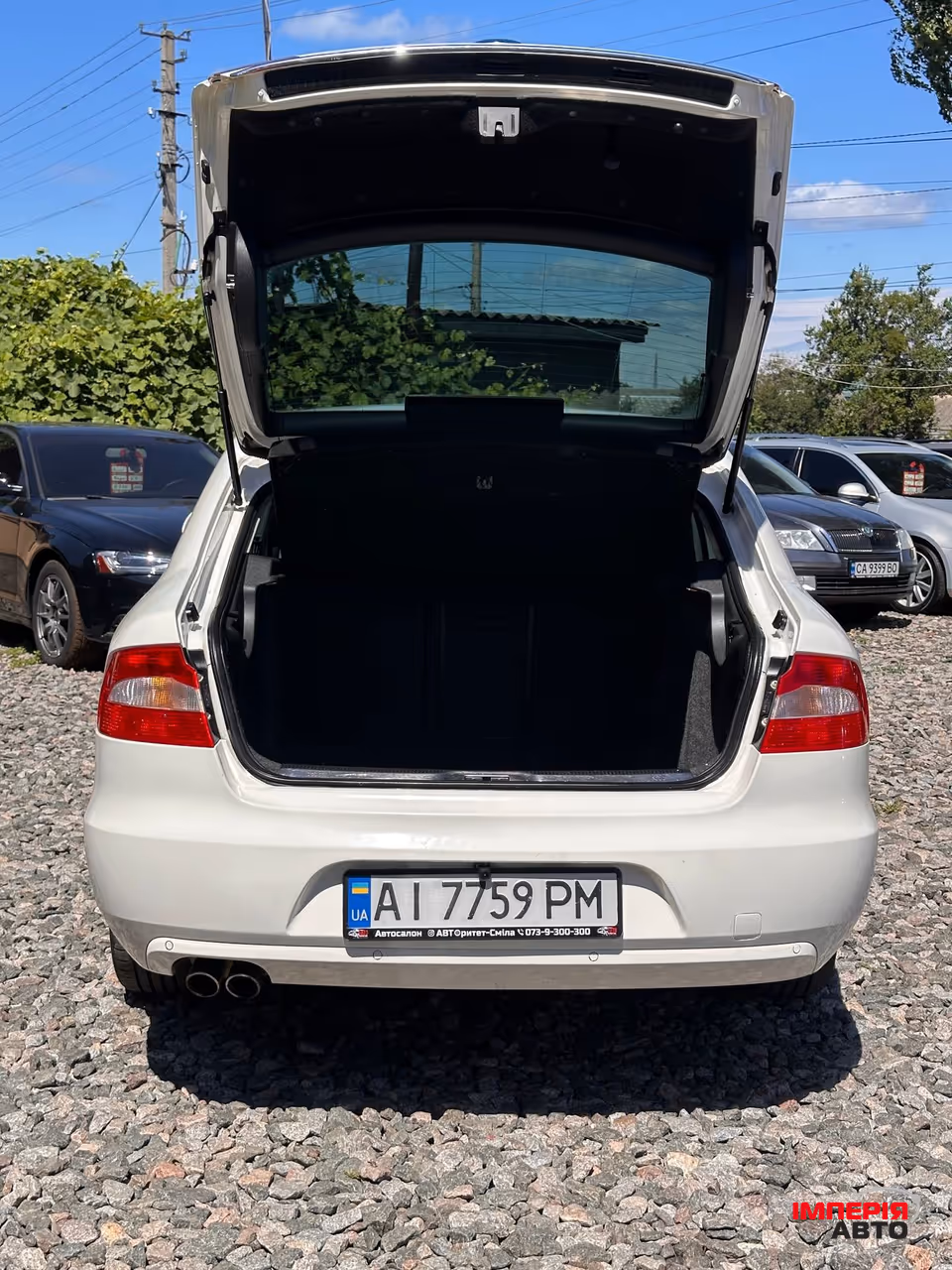 Skoda Superb - фото 12