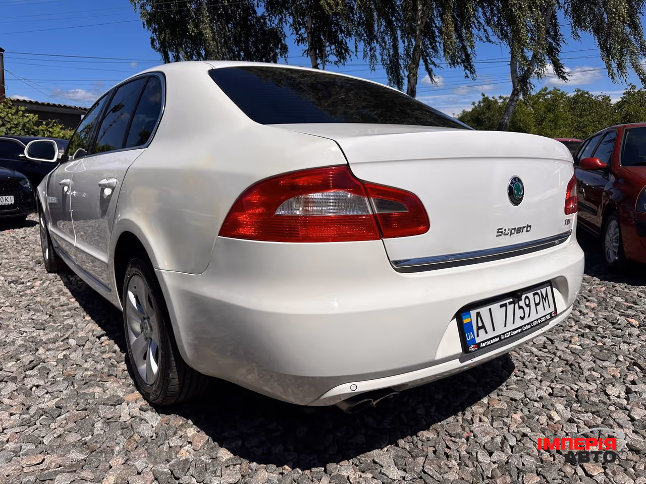 Skoda Superb - фото 14