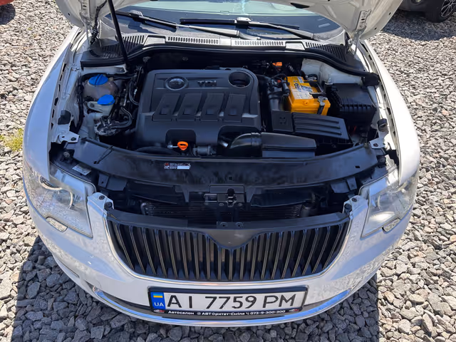 Skoda Superb - фото 5