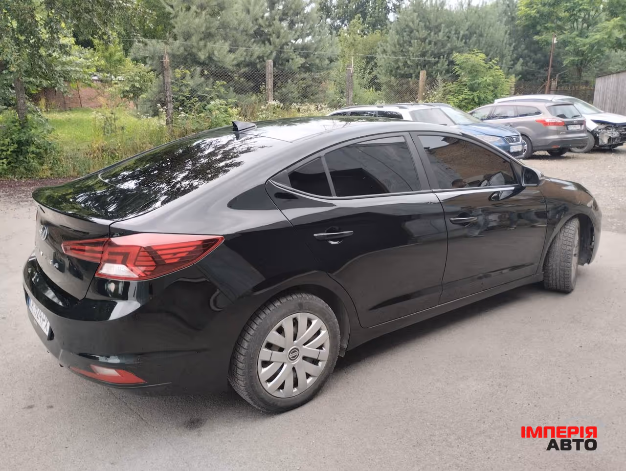 Hyundai Elantra - фото 5