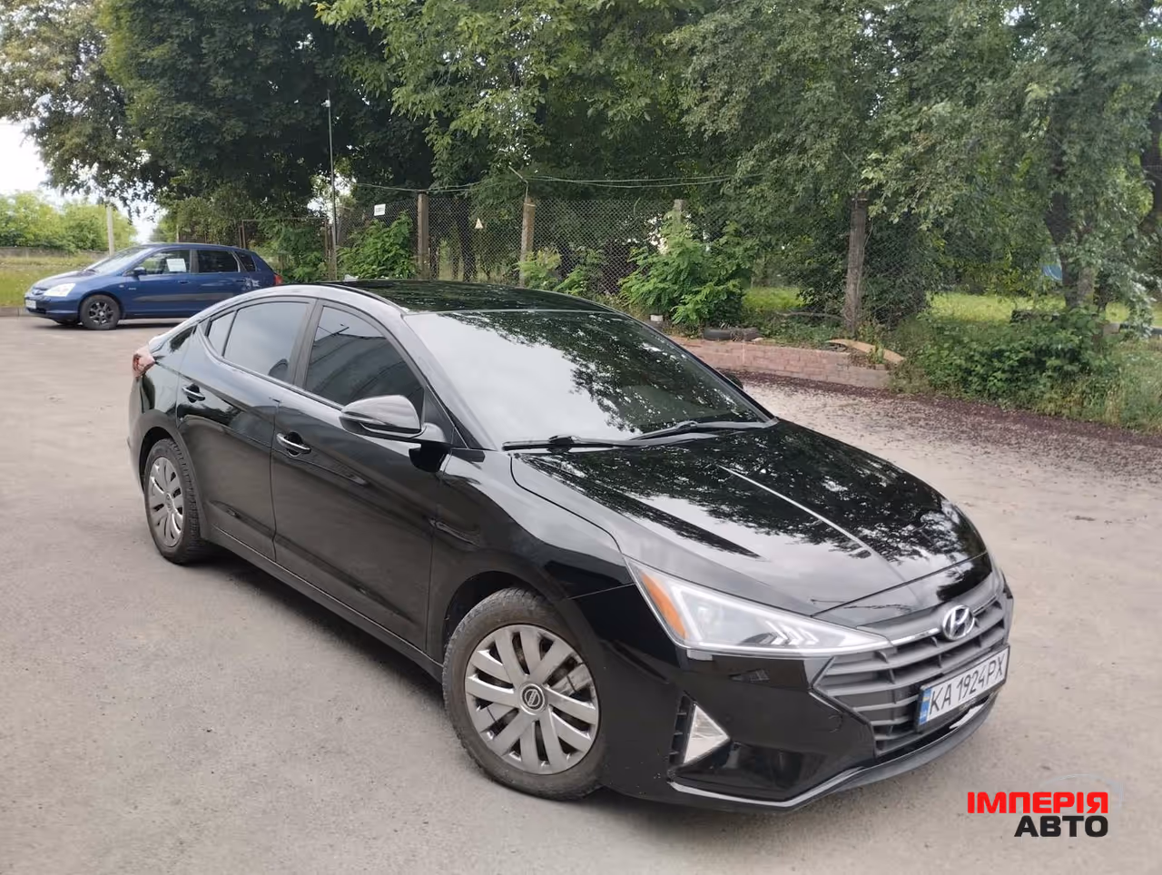 Hyundai Elantra - фото 2
