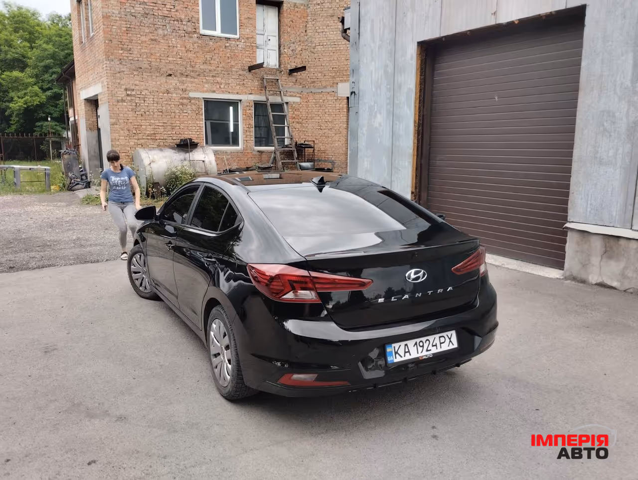 Hyundai Elantra - фото 7