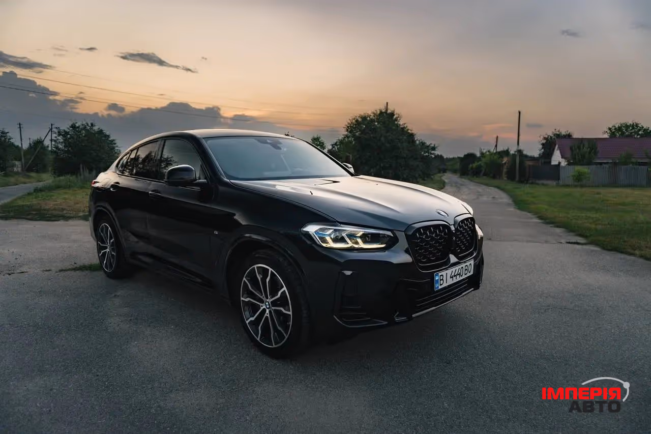 BMW X4 - фото 1