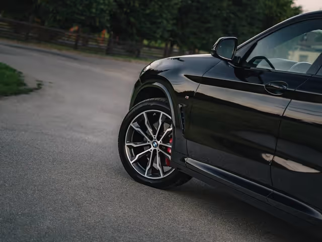 BMW X4 - фото 3