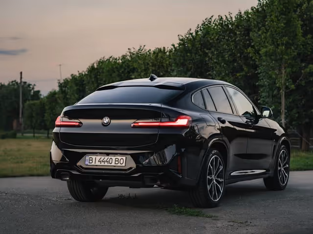BMW X4 - фото 5