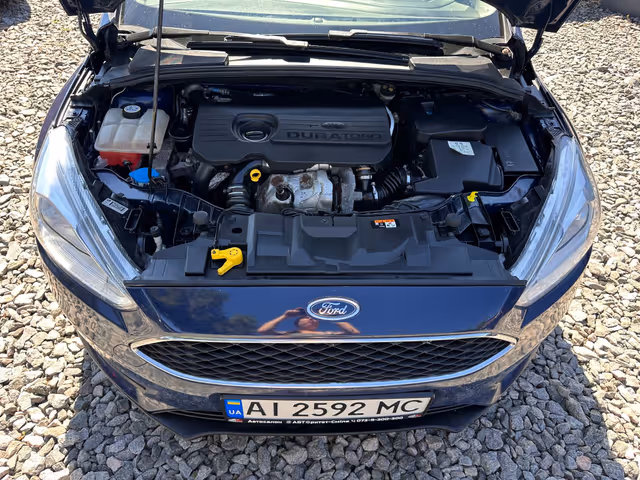 Ford Focus - фото 4