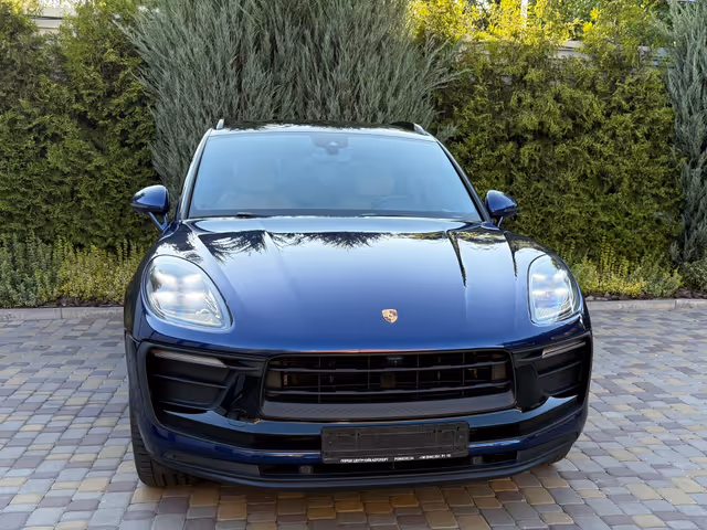Porsche Macan - фото 1