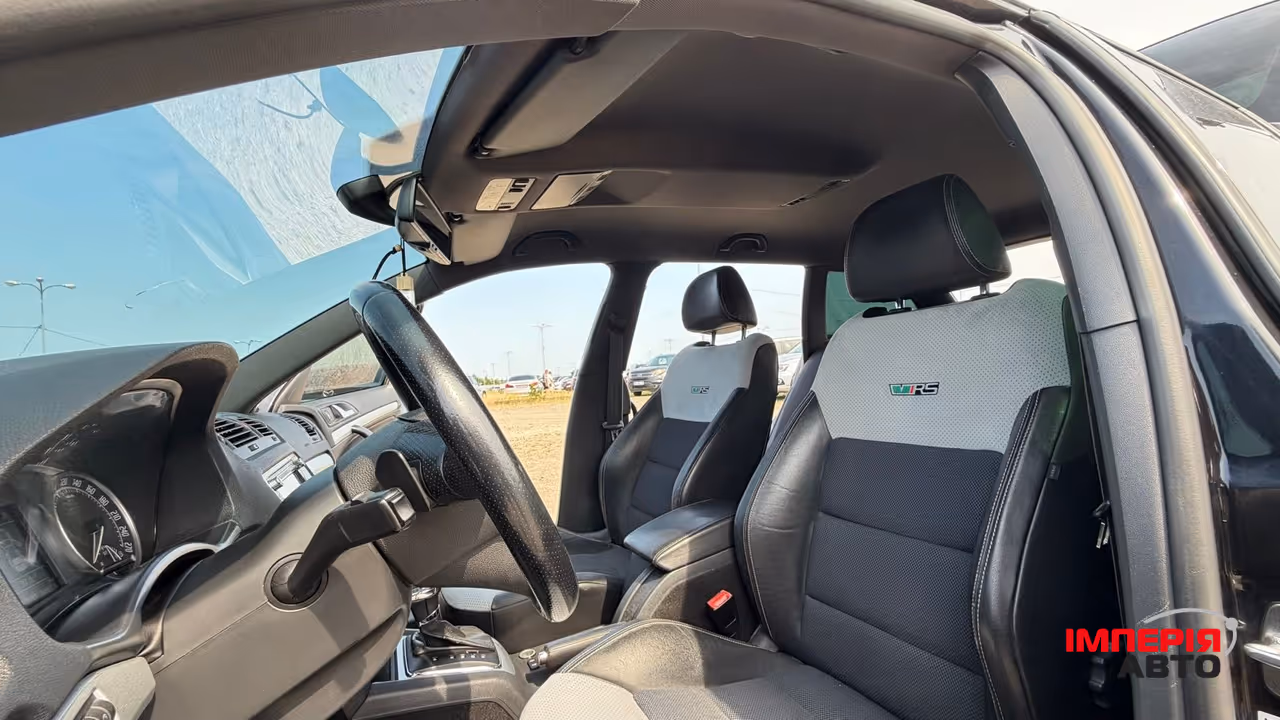 Skoda Octavia RS - фото 11