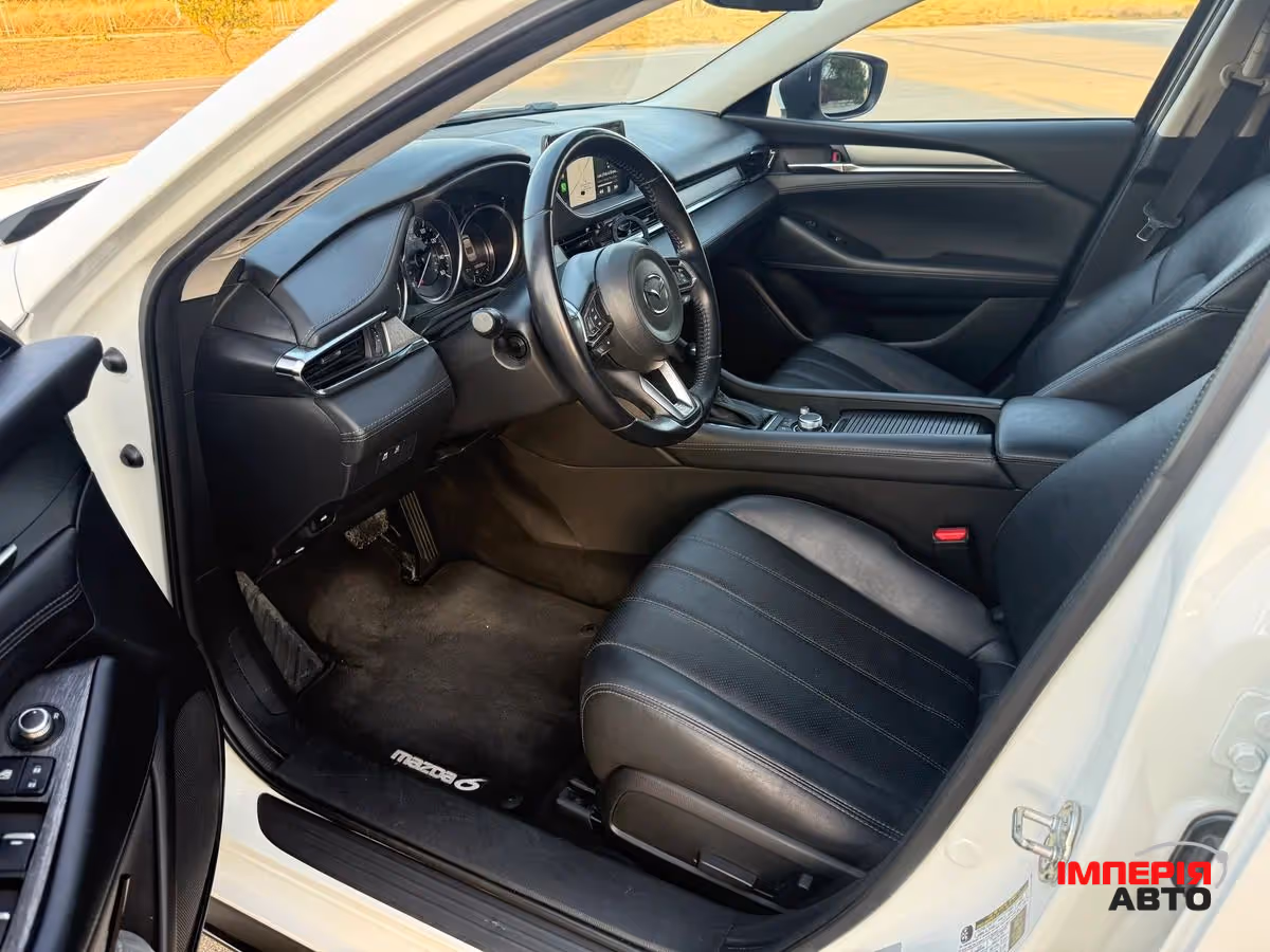 Mazda 6 - фото 12