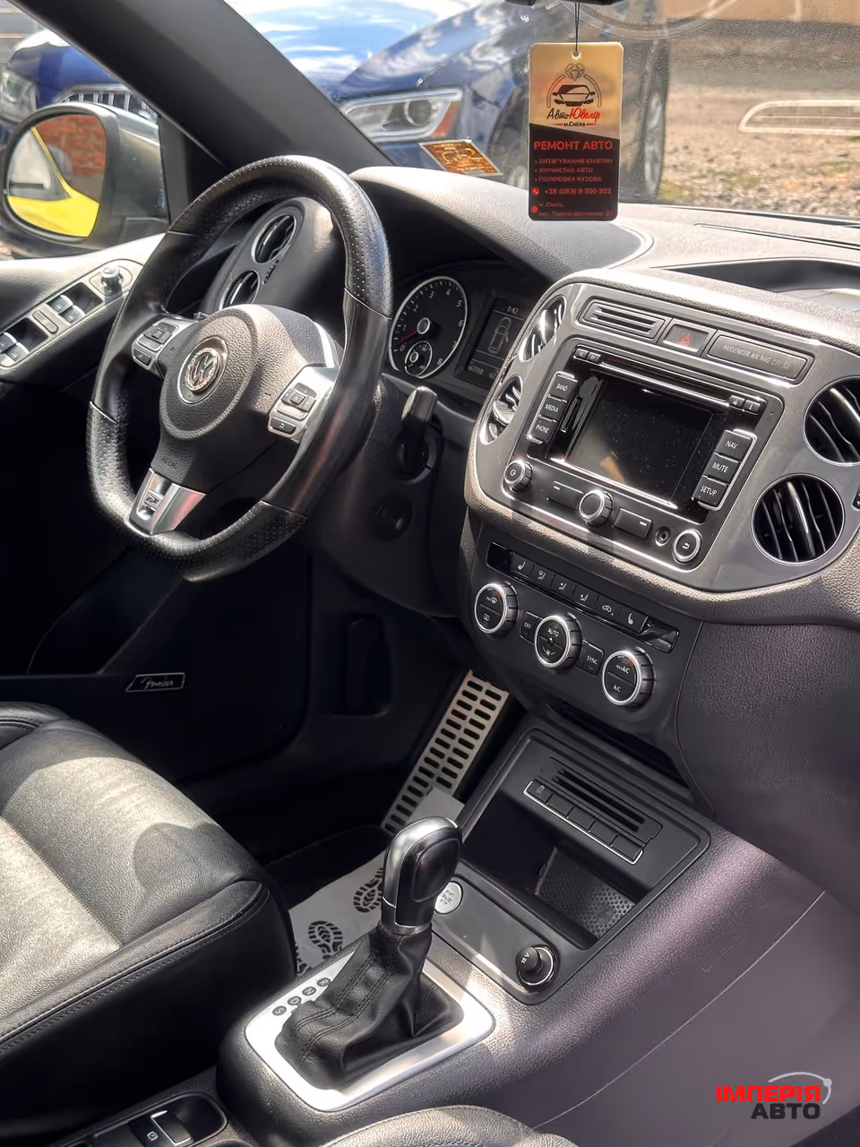 Volkswagen Tiguan - фото 10