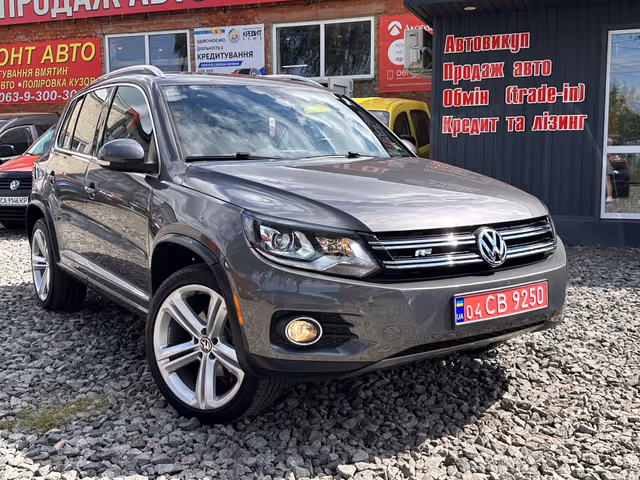 Volkswagen Tiguan - фото 1